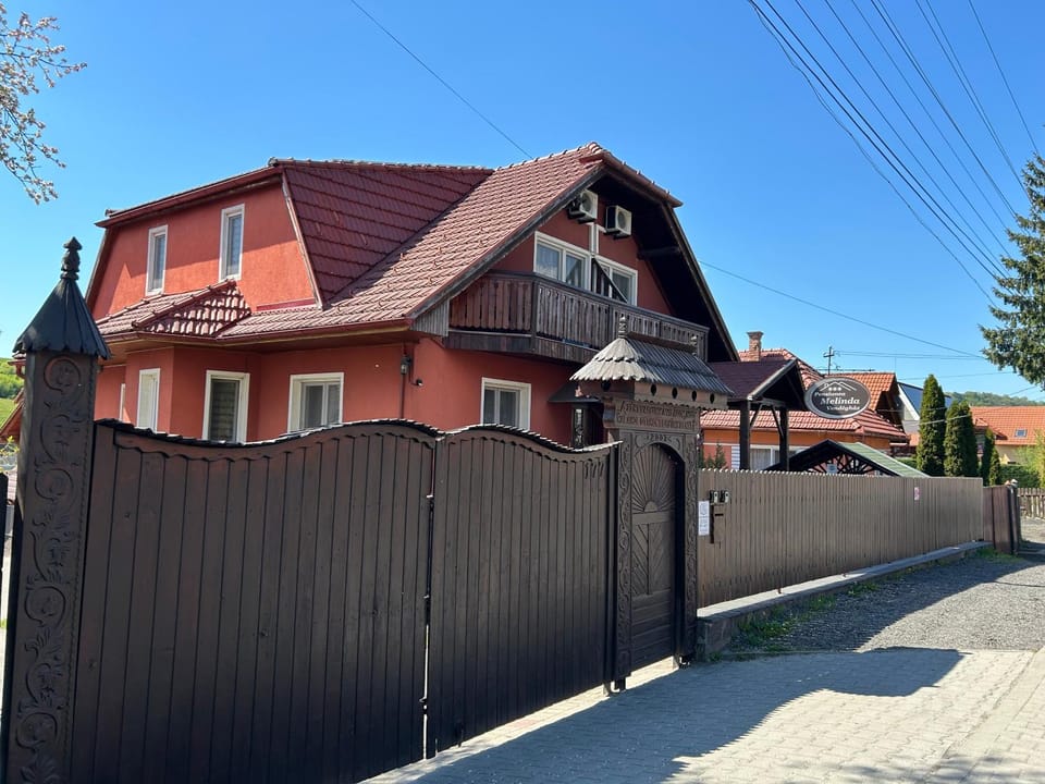 Pensiunea Melinda Bed and Breakfast in Romania