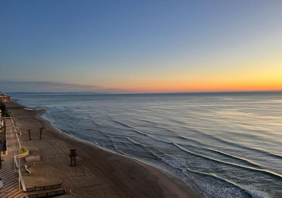 Nearby landmark, Day, Natural landscape, Beach, Sea view, Sunrise, Sunset, sunbed