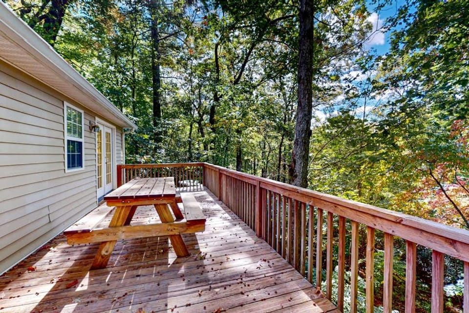 Holly Forest Hideaway House in Tennessee