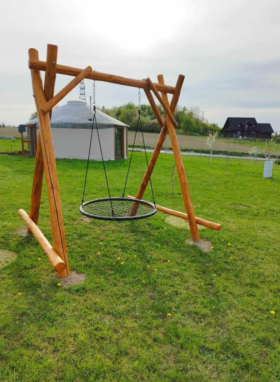 Jurta w Dębowinie wśród Gór i Lasów by Nestri Luxury tent in Lower Silesian Voivodeship