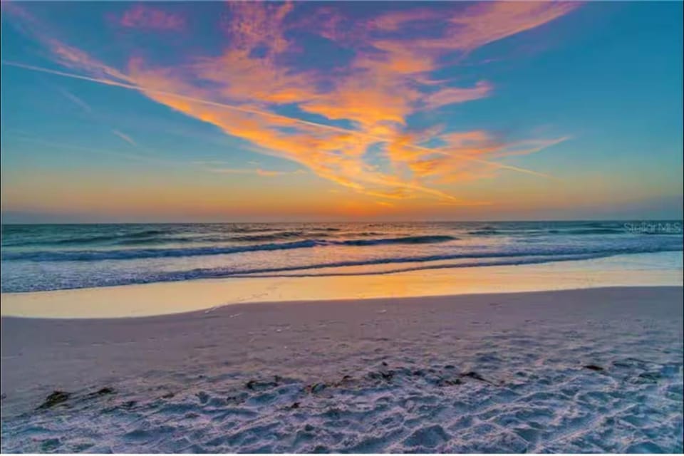 Nearby landmark, Natural landscape, Sea view, Sunset