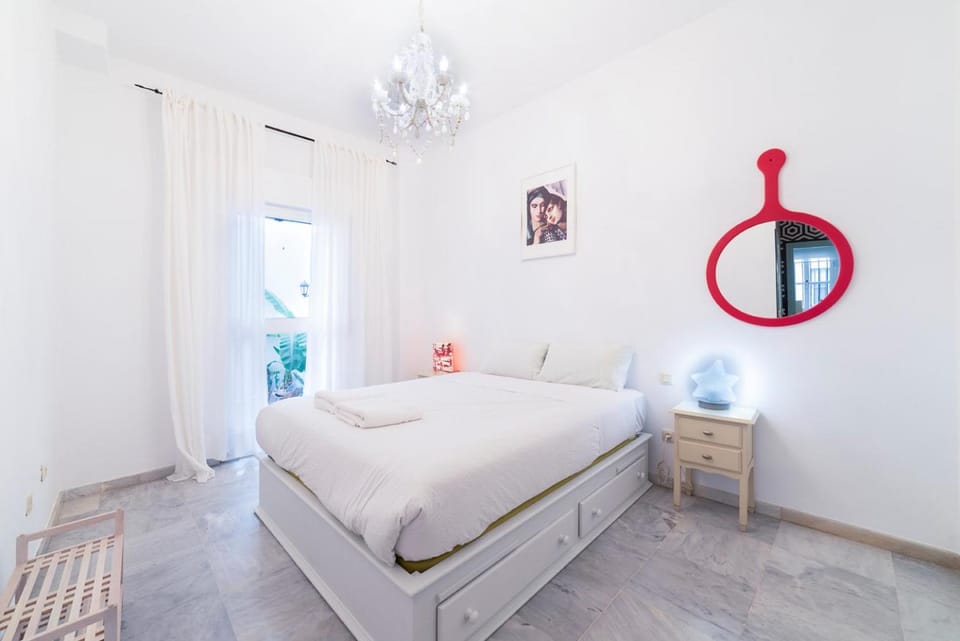 Patio, Bed, Photo of the whole room, Bedroom