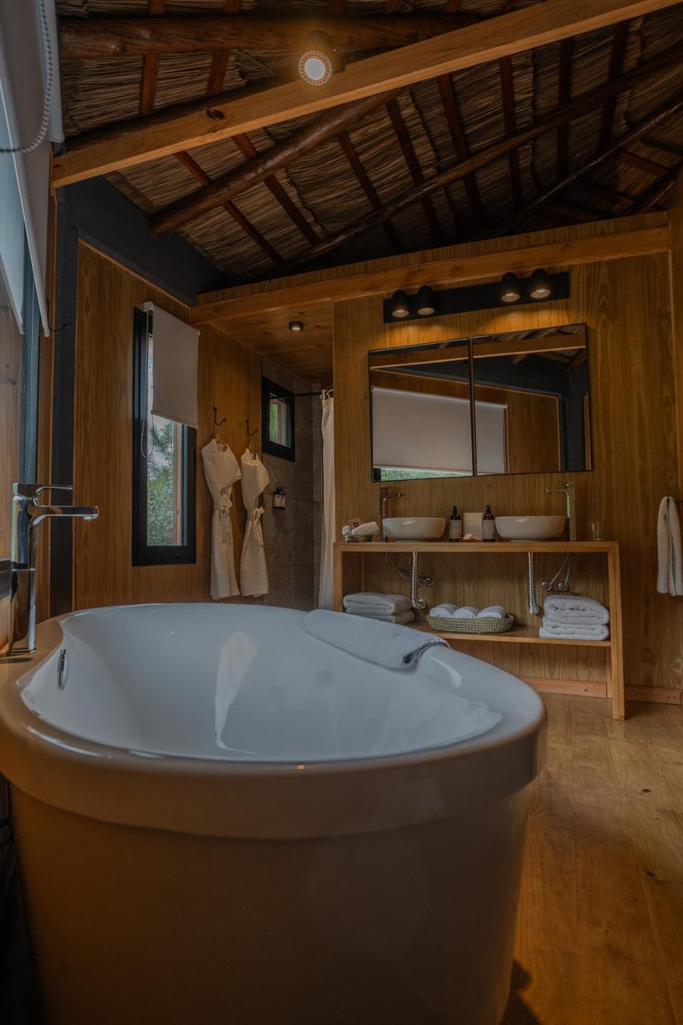 Hot Tub, Bathroom, Bath, towels