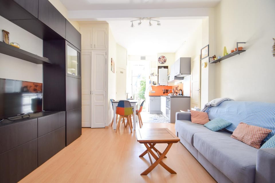 Appartement 6 pers a 300m de la plage du prieuré Apartment in Dinard