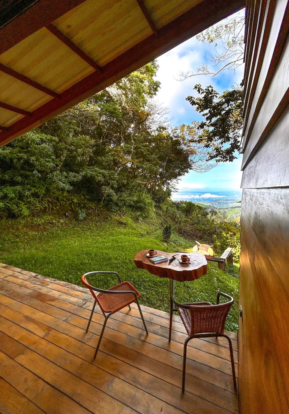 Natural landscape, Garden, View (from property/room), Balcony/Terrace, Balcony/Terrace, Dining area, Garden view, Sea view