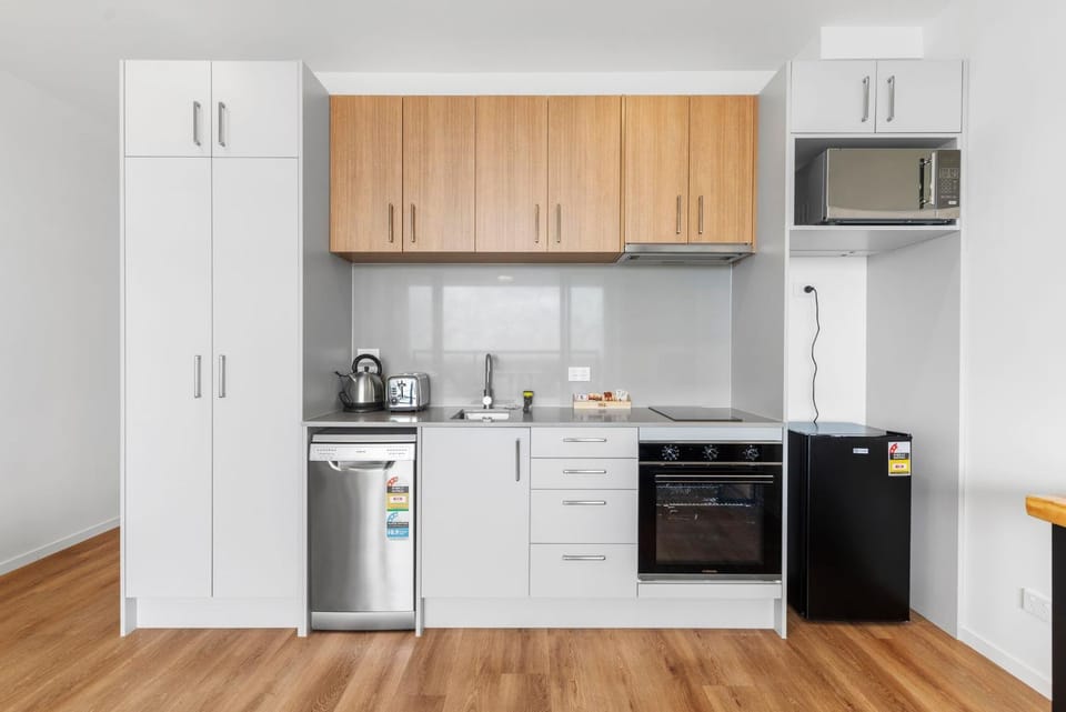 Coffee/tea facilities, Kitchen or kitchenette, dishwasher, minibar, pet friendly, stove, toaster