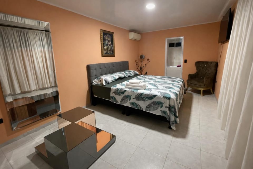 Tres habitaciones con Cuatro Aires acondicionados y Super lindo Vacation rental in Huila, Colombia