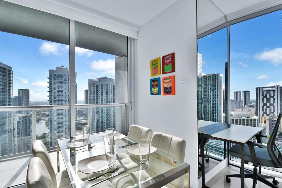 Amazing 2 Bedroom at Icon in the Heart of Brickell House in Brickell