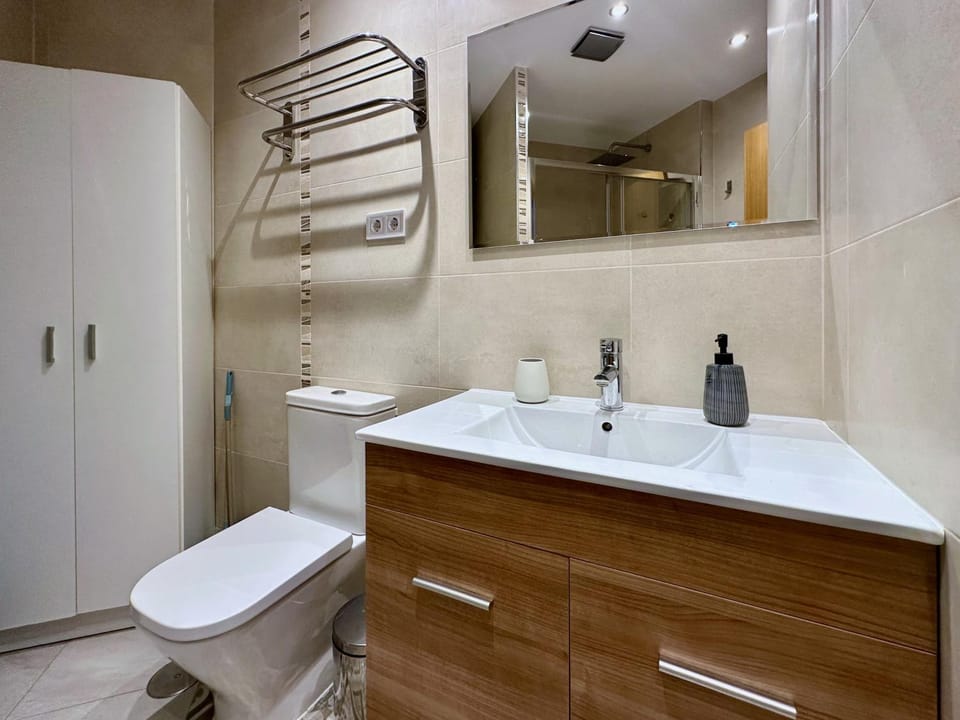 Shower, Bathroom