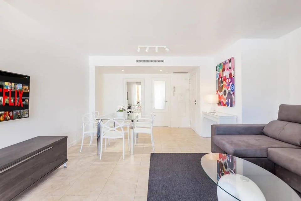 Lujoso y Equipado Apartamento en Playa del Arenal Apartment in Xàbia