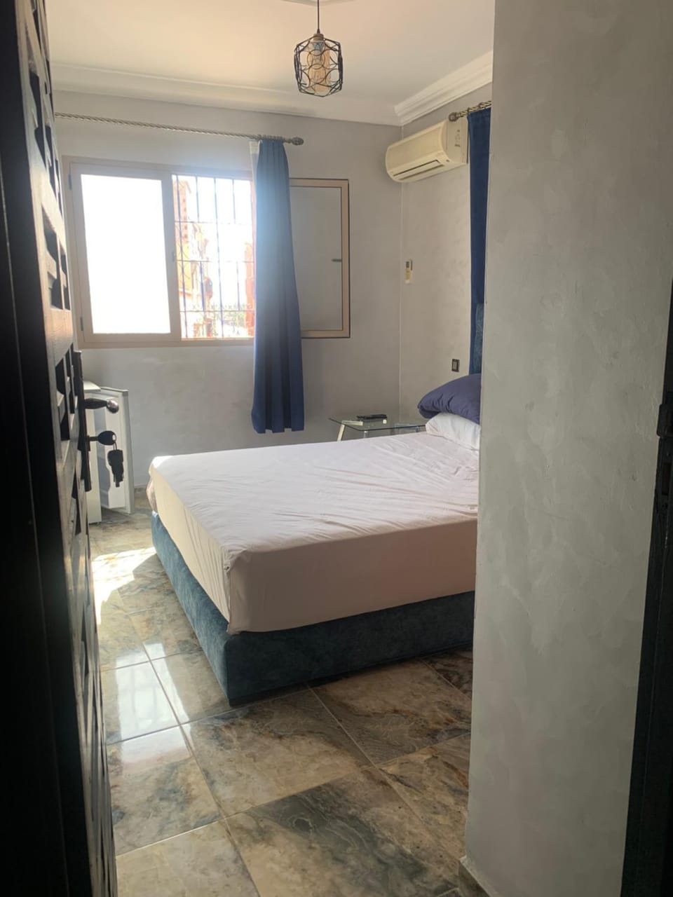 Familiale Chambre calm wifi Hanae Bed and Breakfast in Marrakesh