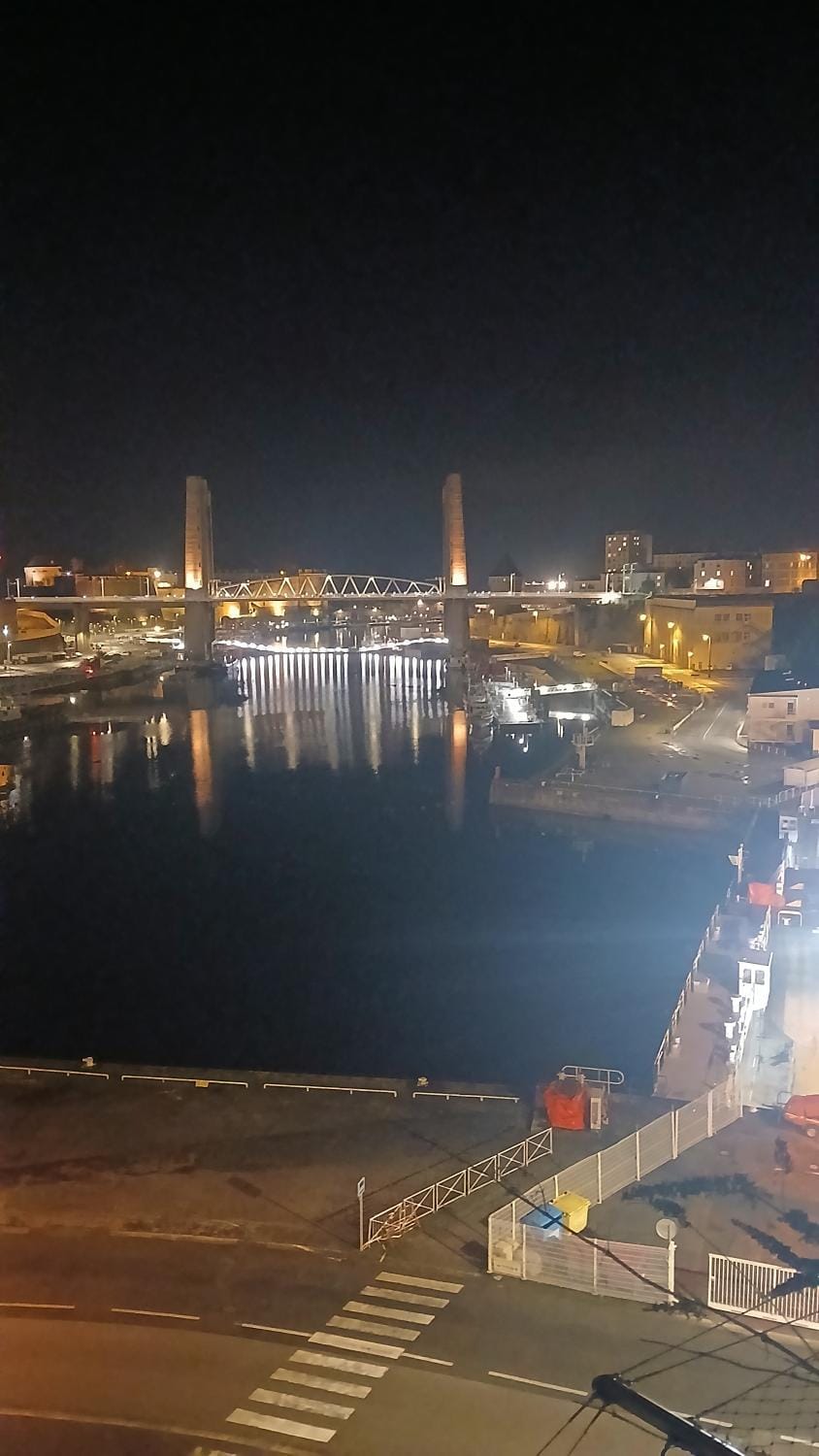Ty'brestoise proche centre - jardin- parking gratuit Apartment in Brest