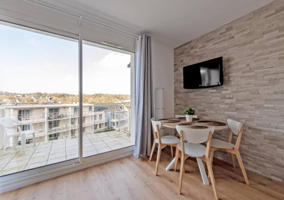 Balcony/Terrace, Dining area