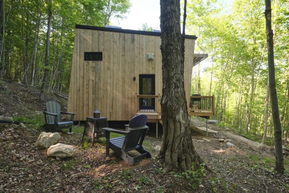 Cabin Zoobox 69 Cabin in Quebec