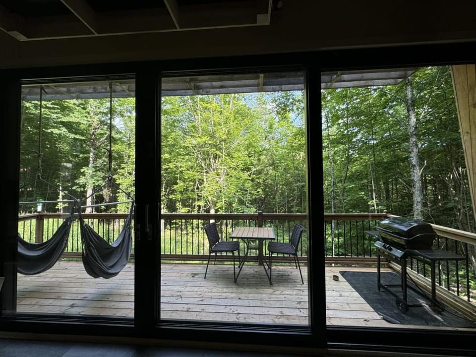 Cabin Zoobox 76 Cabin in Quebec