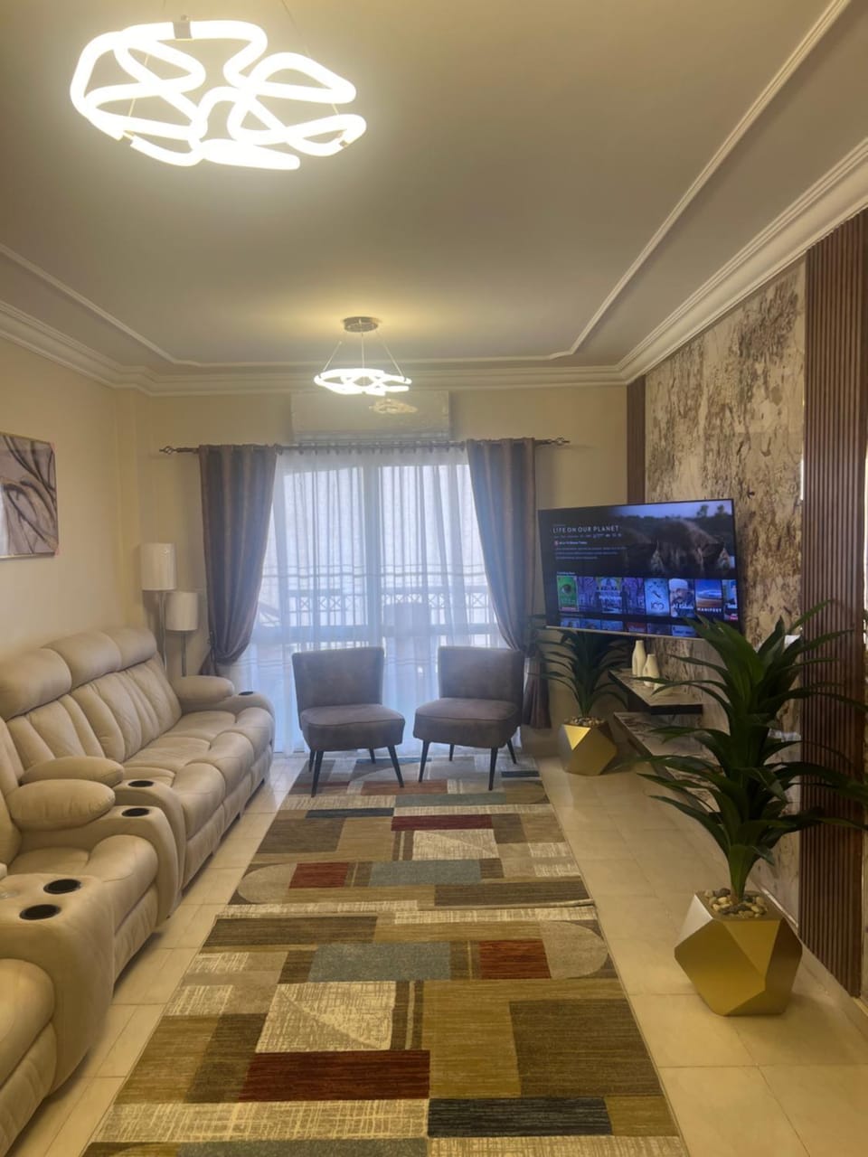 TV and multimedia, Living room, Seating area