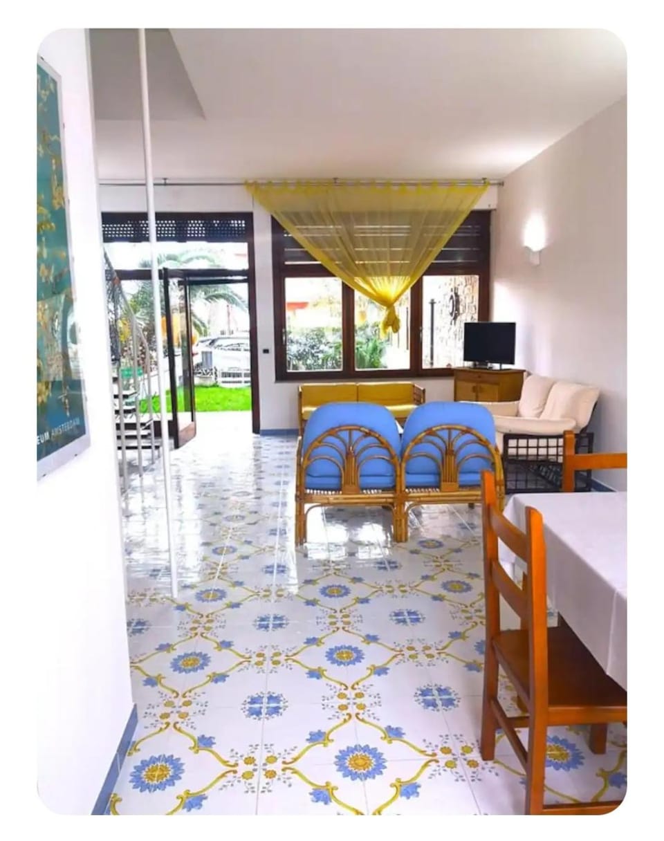 VILLA AZZURRA Villa in Gaeta