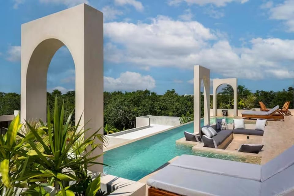 New PH w/private pool. Tulums #1 roofop.200mb wifi Apartment in State of Quintana Roo