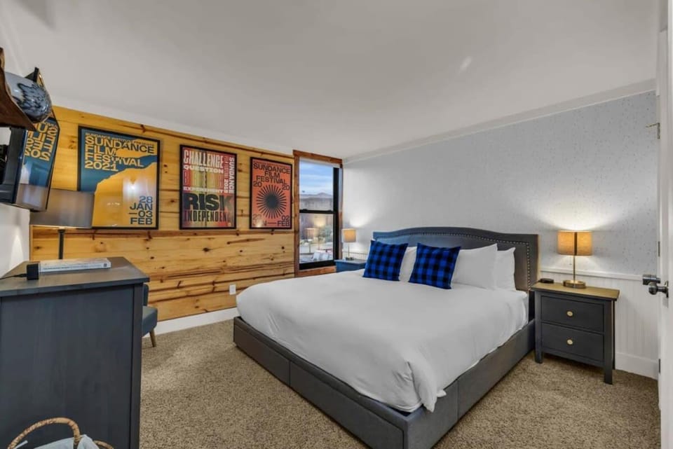 Stylish Walk to Ski Slopes House in Park City