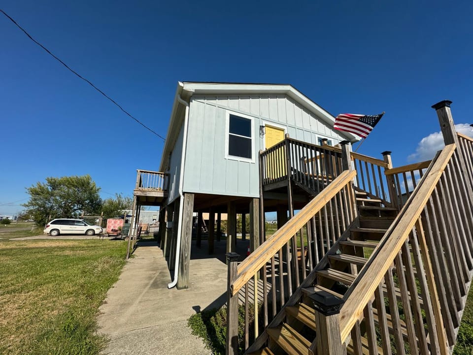 Property building, Day
