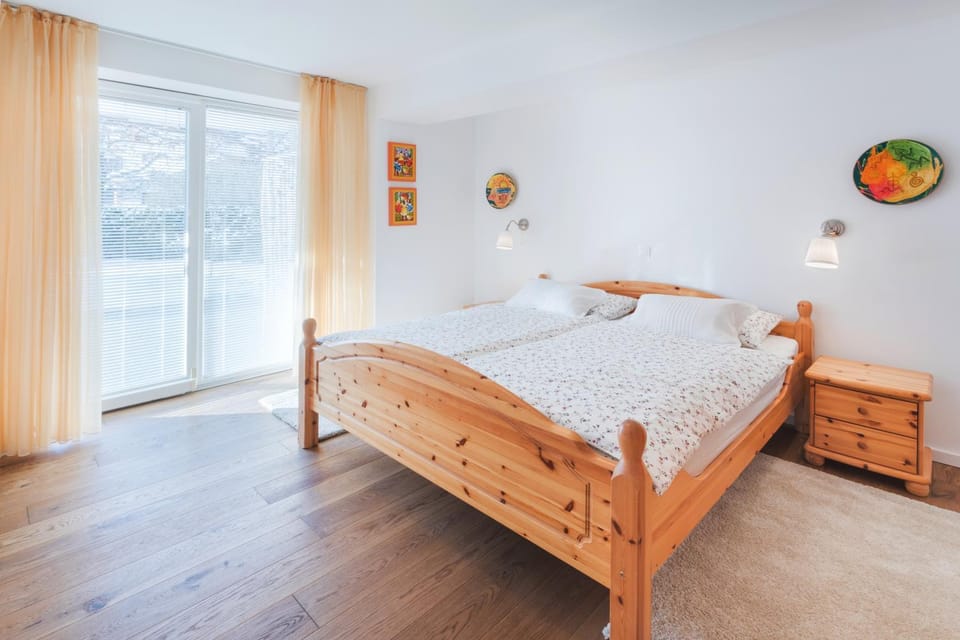 Patio, Bedroom