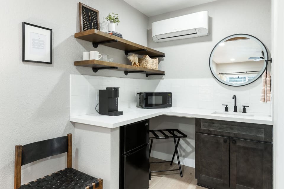 The Moro | Sequoia Motel RM3 House in Three Rivers