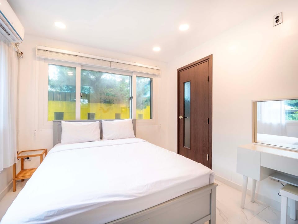 Jeju Love Stay Yellow House in South Korea