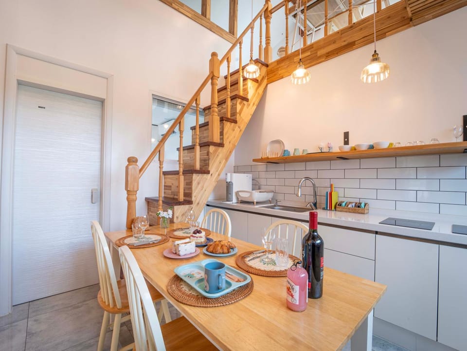 Jeju Love Stay Pink House in South Korea