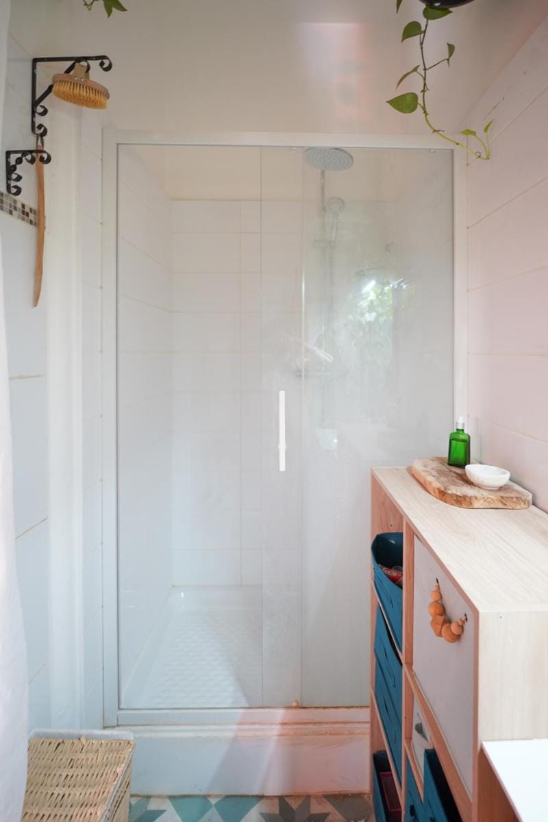 Shower, Bathroom