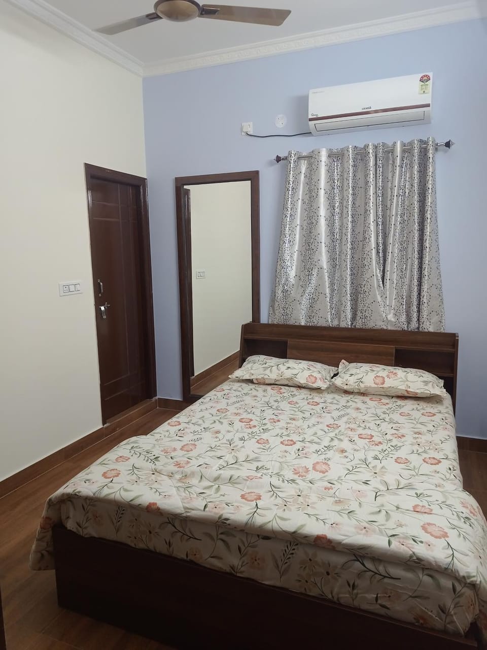 Servostay KPHB Phase 15 New Stunning 3 BHK - 3rd Floor Apartment in Hyderabad