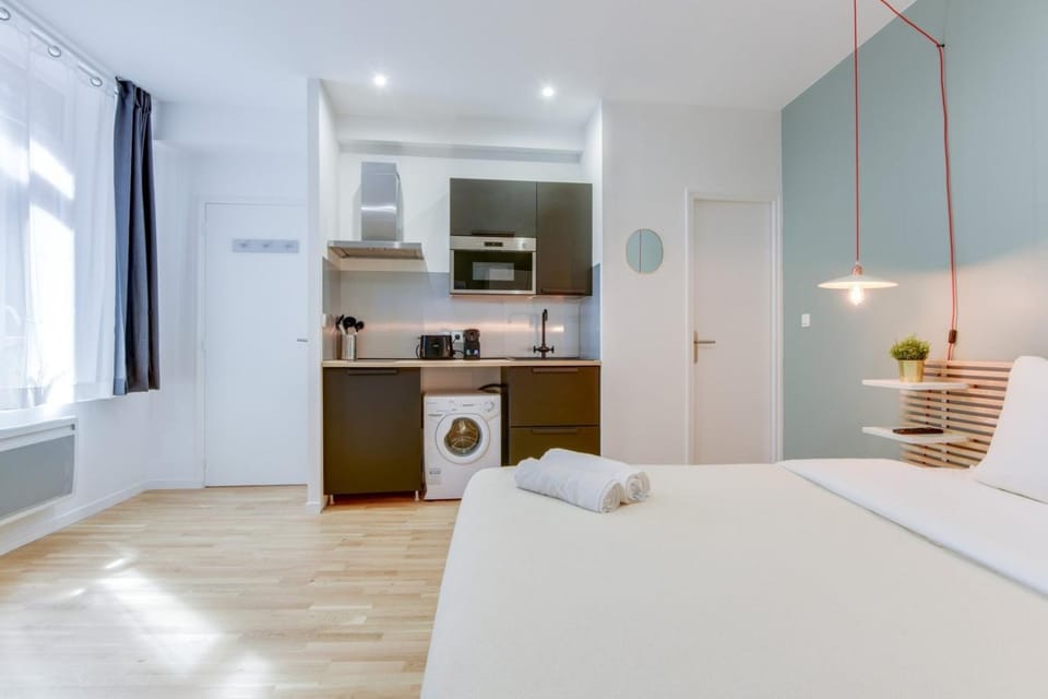Studio near train station Apartment in Lille