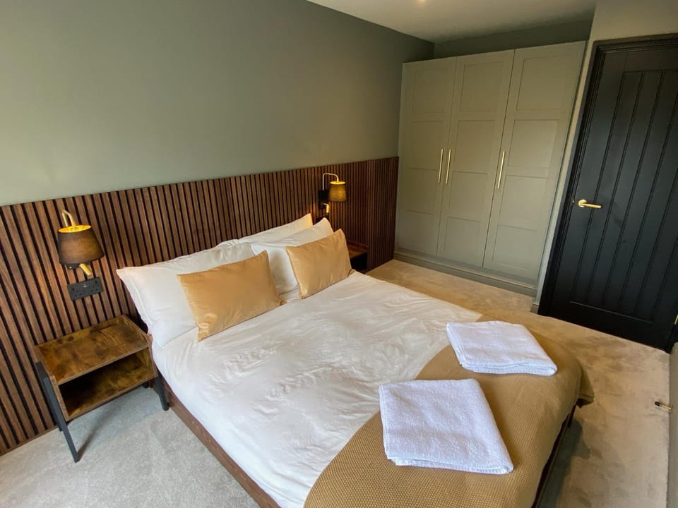 Bed, Bedroom, wardrobe