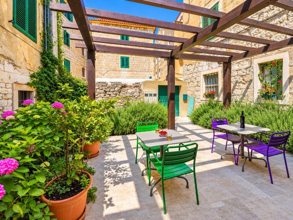 Patio, Garden