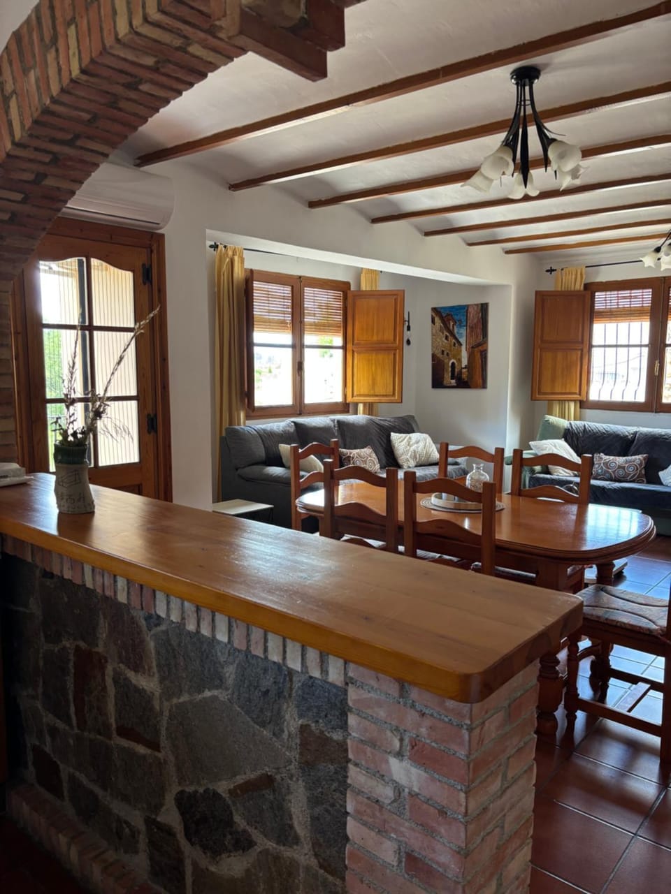 Kitchen or kitchenette, Living room
