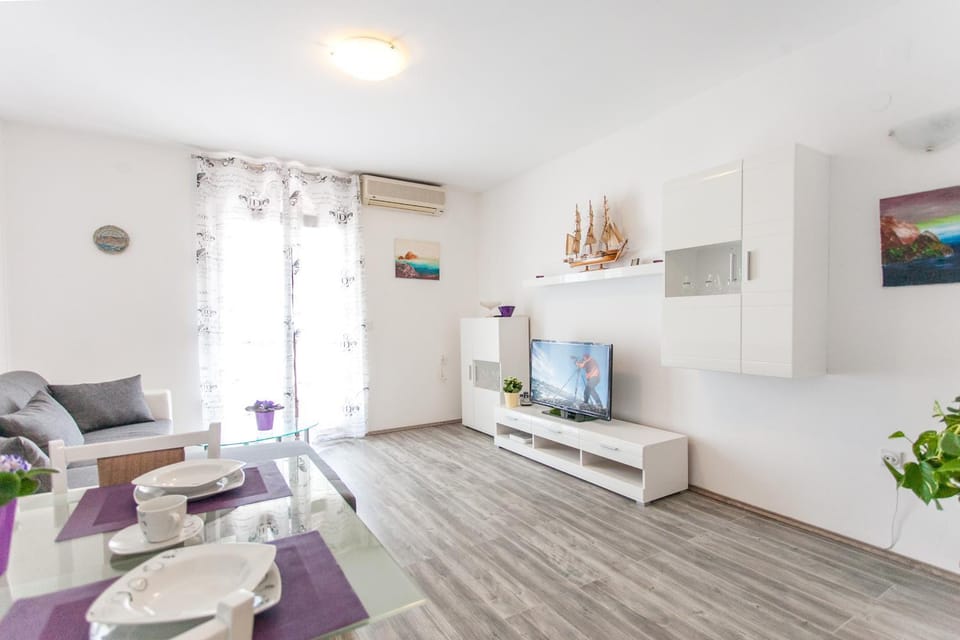 Apartman Miami Podstrana Apartment in Podstrana