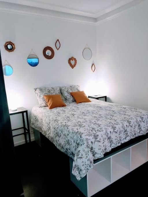 Appartement les Abbesses Apartment in Paris