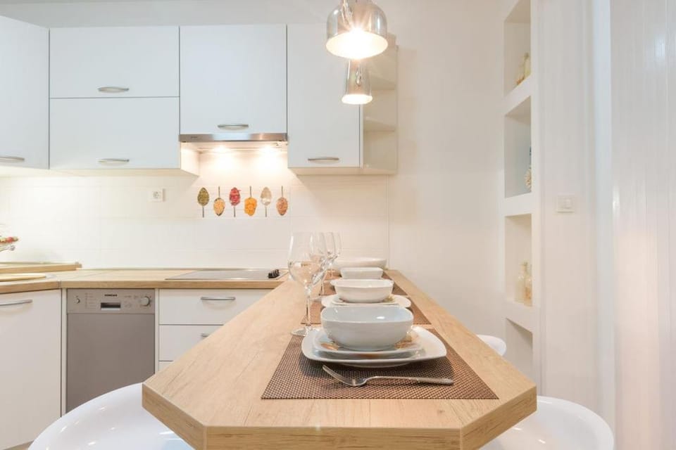 Kitchen or kitchenette, Decorative detail, Decorative detail