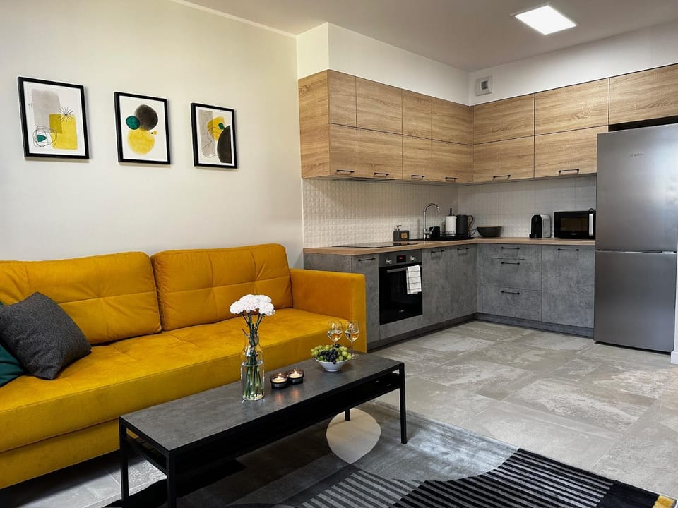 Coffee/tea facilities, Kitchen or kitchenette, Living room, Seating area, Dining area, minibar, pet friendly, stove, toaster