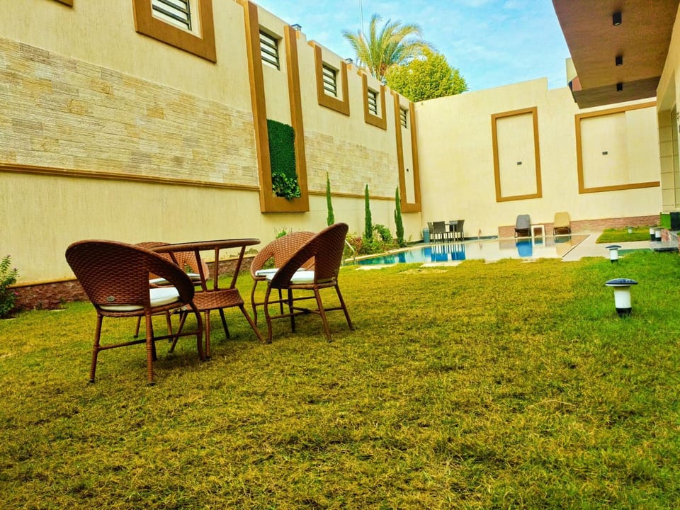 Garden, Pool view