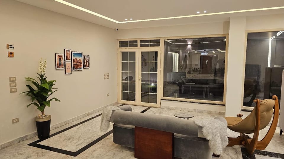 Seating area