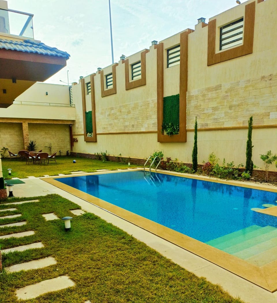 Garden, Pool view, Swimming pool
