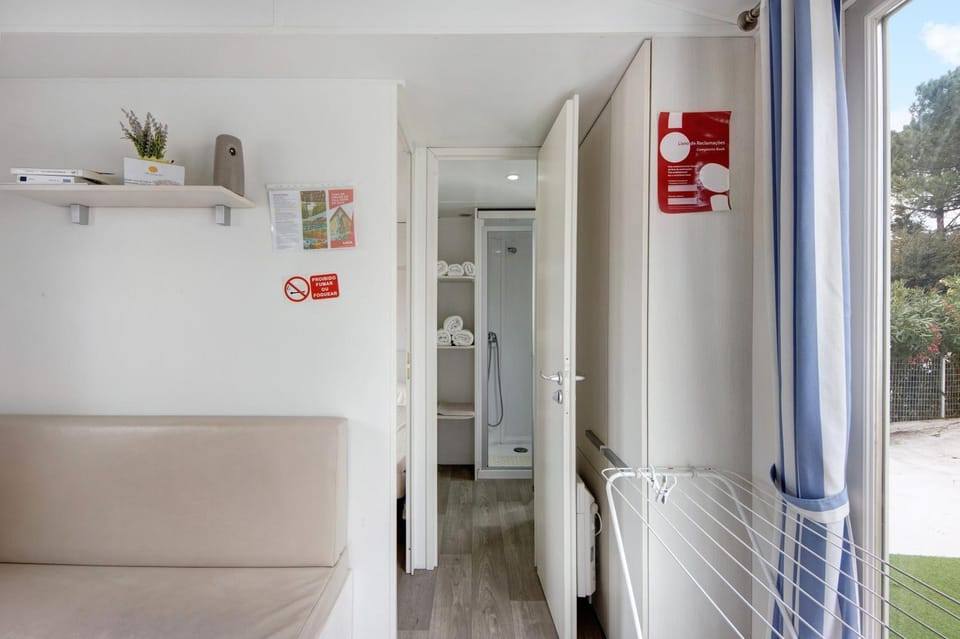 Property building, Living room, Bedroom