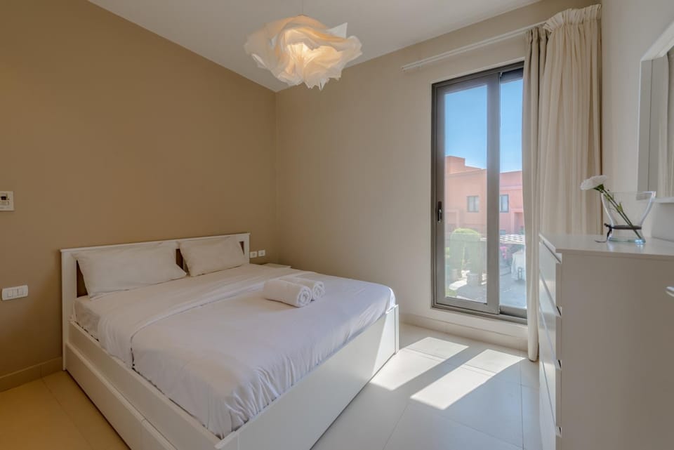 Elegant 4BR in Tawila, Gouna. Private Pool, Lagoon Villa in Hurghada