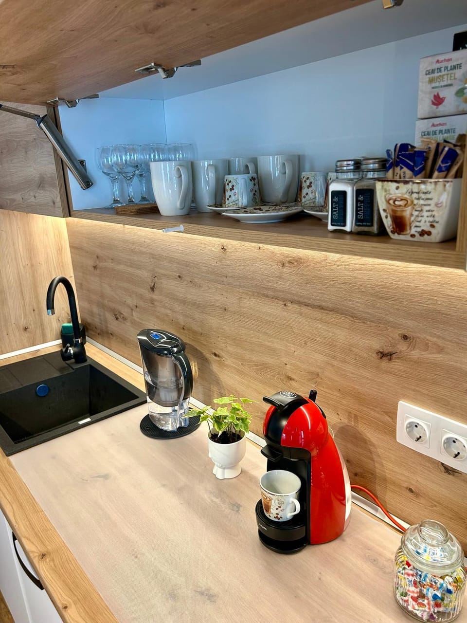 Coffee/tea facilities