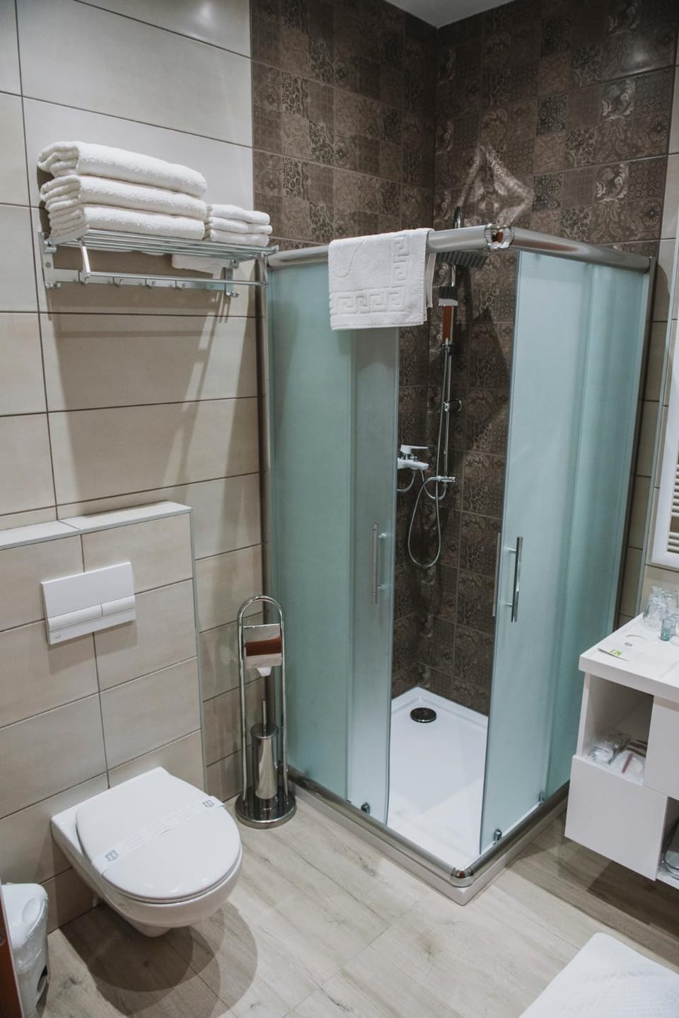 Shower, Toilet, Bathroom