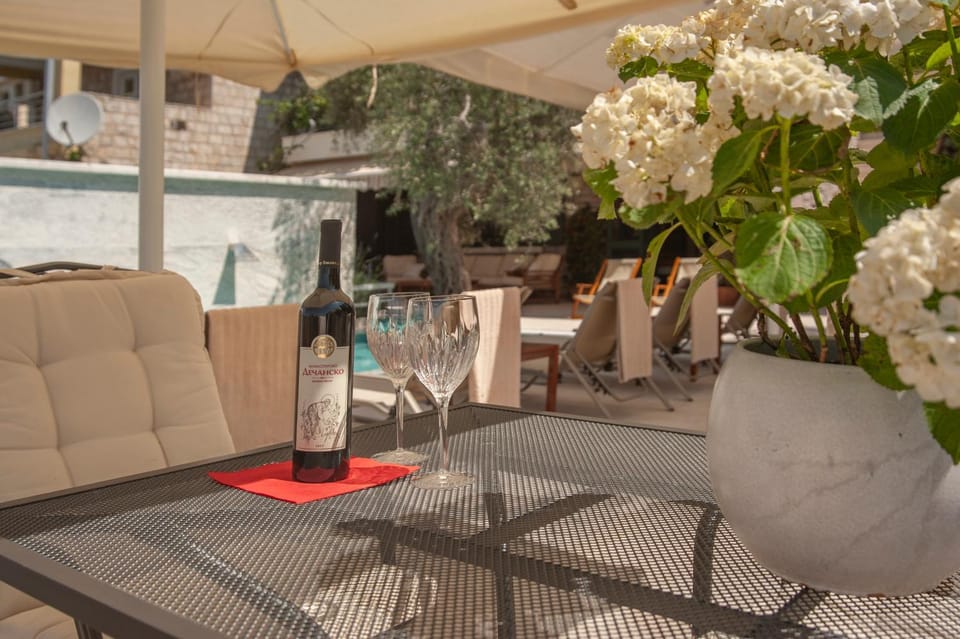 Patio, Garden, Balcony/Terrace, Swimming pool