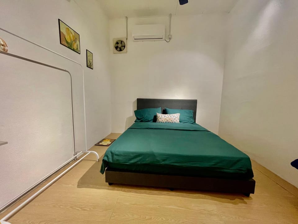 Home41#4pax#Netflix#NearAeonAlma#BM#5kmtoIconicPoint House in Penang