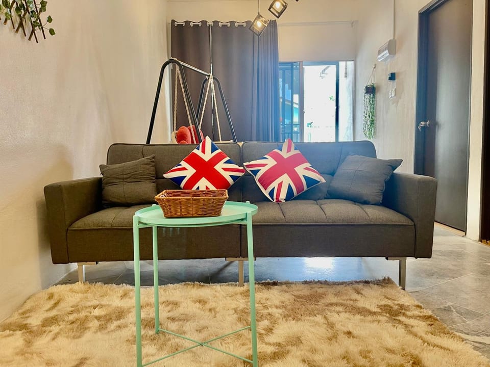 Home41#4pax#Netflix#NearAeonAlma#BM#5kmtoIconicPoint House in Penang