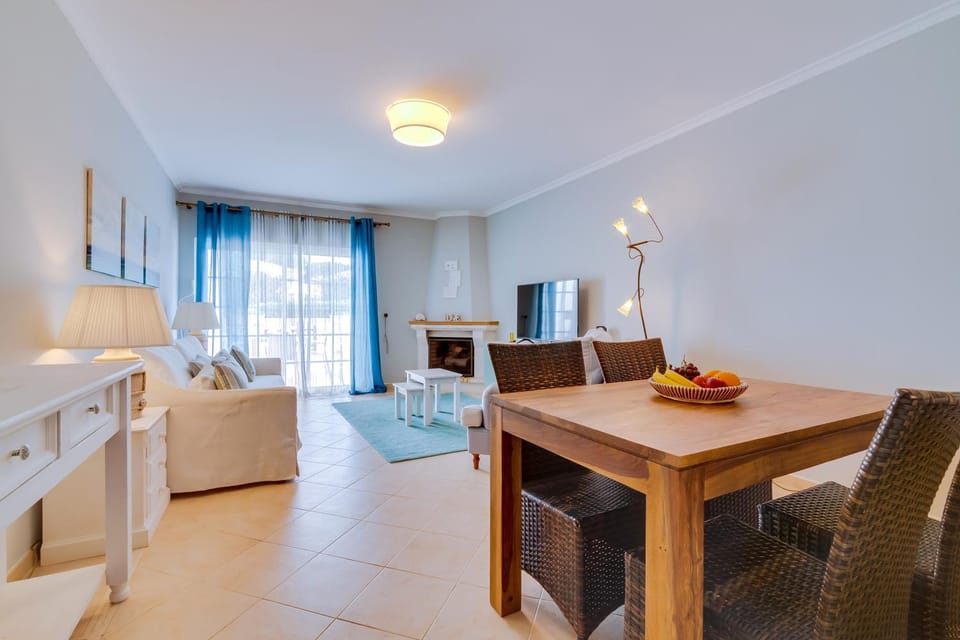 Falésia Nature Villa by The Portuguese Butler Villa in Olhos de Água