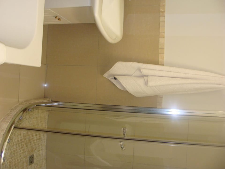 Lonehill - Suite 4 Apartment in Sandton